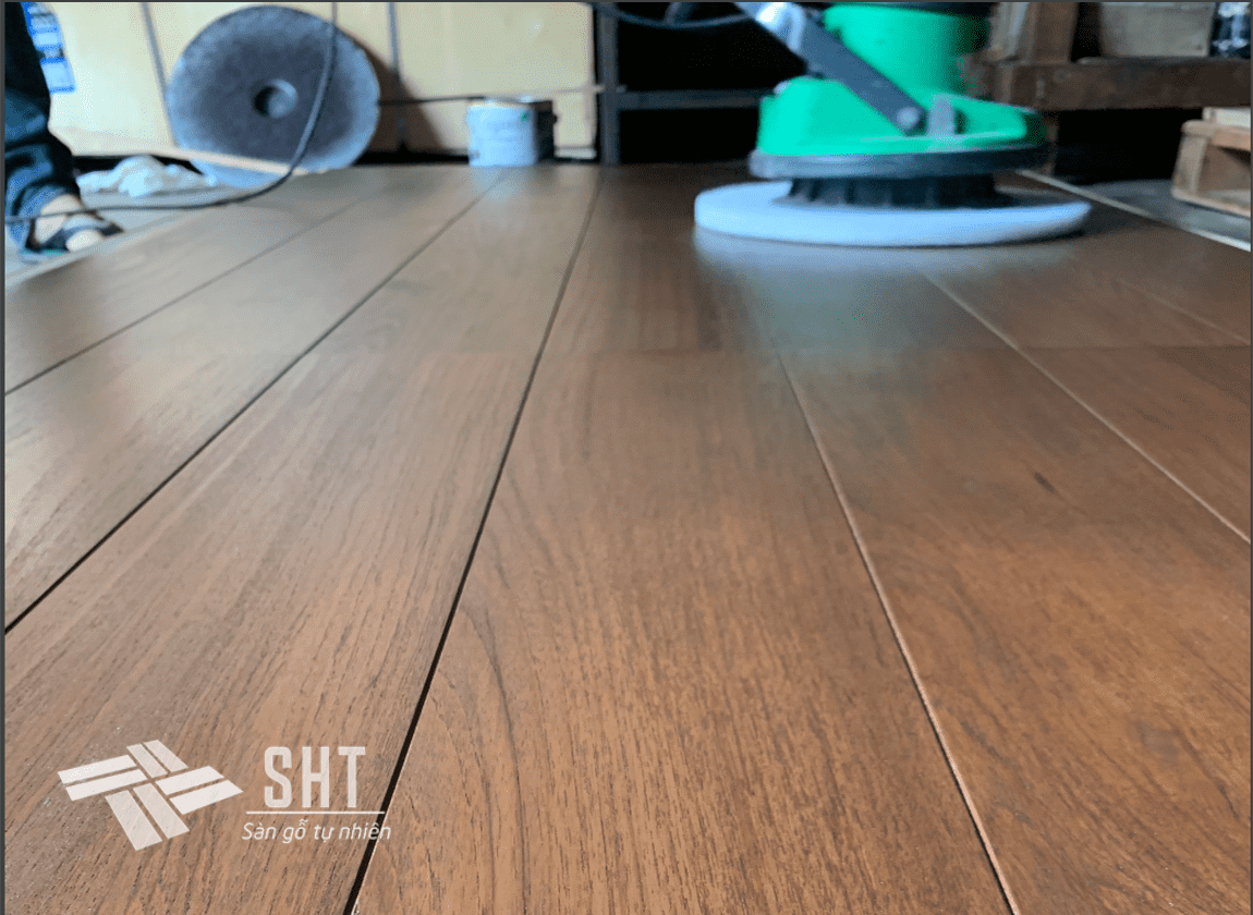 Lau chùi sàn gỗ tự nhiên